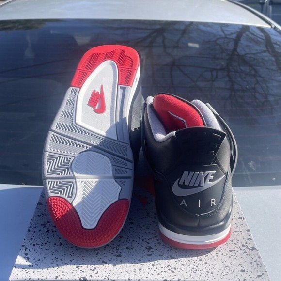 Size 10.5 - Air Jordan 4 Retro Bred Reimagined - Picture 3 of 3